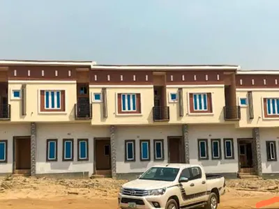 3 Bedroom Terrace Duplex (Semi-Finished)