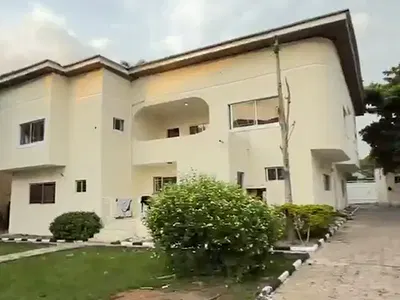 5 Bedroom Detached Duplex