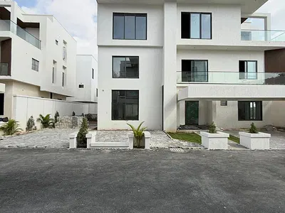 Semi Finished 5 Bedroom Fully Detached Duplex with BQ