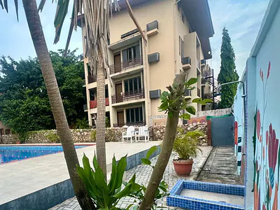 2 Bedrooms Flat