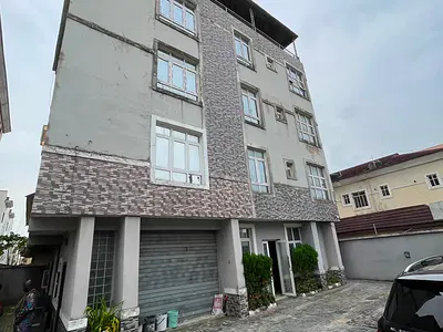 Standard Office Space for Commercial Activities