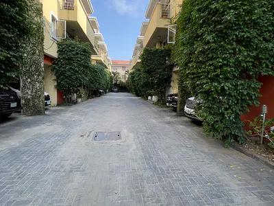 Fully Serviced 4bedroom Townhouse with BQ & Swimming Pool