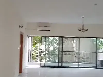Massive and Luxury 3-Bedroom Apartments with BQ