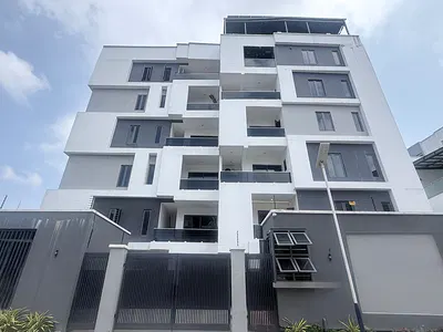 Fully Furnished 2 Bedroom Apartment Apartment with Elevator