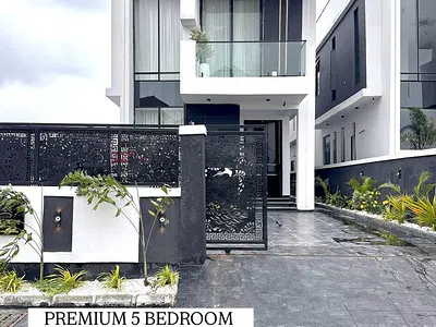 Luxury 5-Bedroom Detached Duplex with a BQ