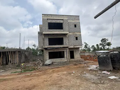 5 Bedroom Detached Duplex