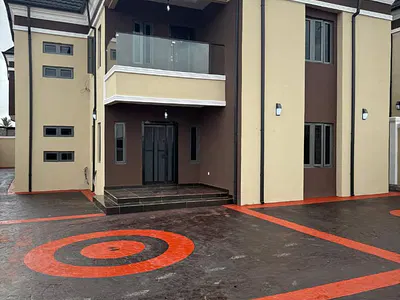 Detached 4 Bedroom Duplex with BQ