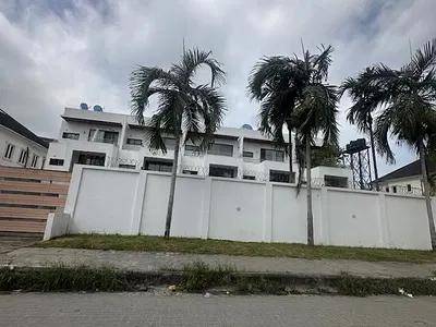 4 Bedroom Terrace Duplex
