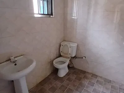 Specious 2 Bedroom Apartment