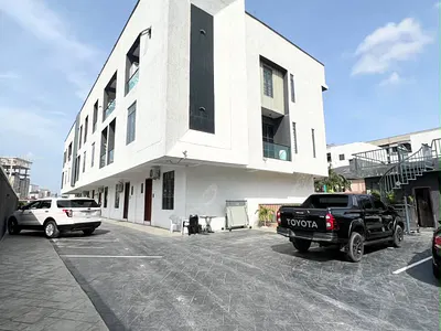 Luxury 2bedroom Apartment with Pool