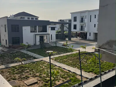 Serviced 2 Bedrooms Penthouse