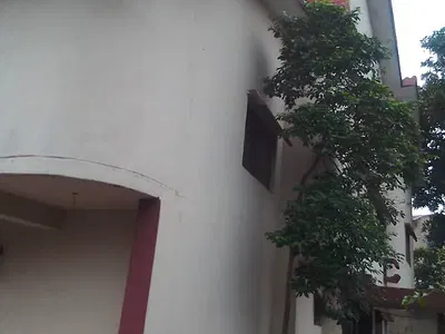 A Land with a 8bedroom Detach Duplex at a Corner Piece for Sale
