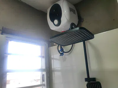 Newly Built Spacious Roomself Roomself