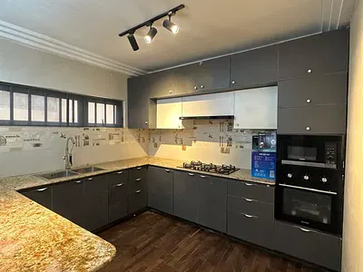 Beautifully Designed 5 Bedroom Fully Detached Duplex