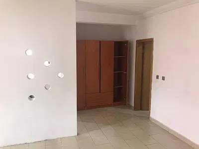 Massive Selfcon Apartment