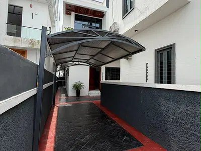 4bedroom Detached House
