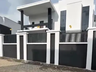 Brand New 4 Bedroom Fully Detached Luxurious Duplex