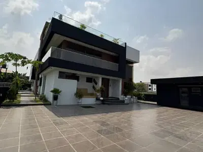 Luxury 6 Bedroom Fully Detached Duplex with Swimming Pool, BQ and Lift
