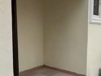 Luxury 4 Bed Room Selfcompound DM for Vid