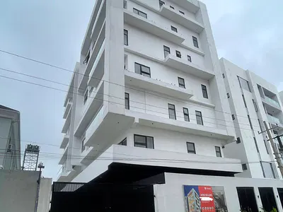 Beautiful 3 Bedroom Maisonette with a BQ
