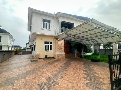 Newly Built 5bed with BQ, Solar & Carport