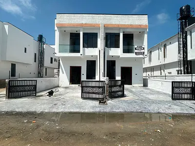 4bedroom Semi Detached Duplex