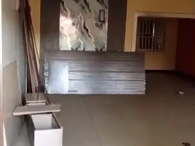 Spacious 3 Bedrooms Flat