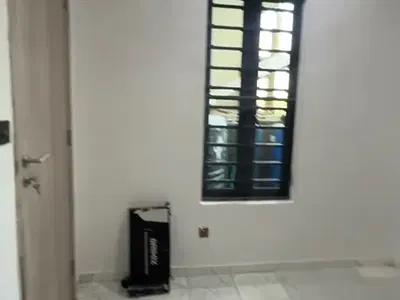 Shared Apartment Single Room Downstairs