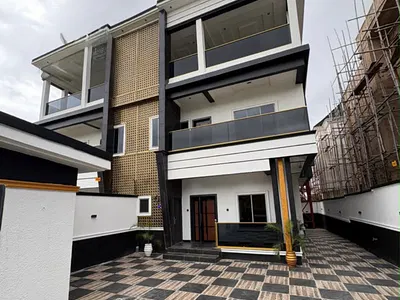 Newly Built 4 Bedroom Duplex with Security House