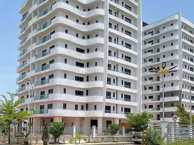 Exquisite Fully Furnished 2-Bedroom Apartment (2ND Floor)