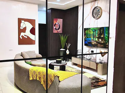 New 2-Bedroom Apartment