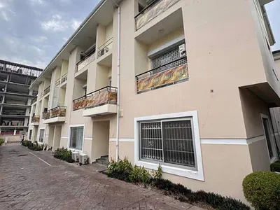 Spacious 5 Bedroom Terrace Duplex with BQ Fitted Kitchen with Amenitie