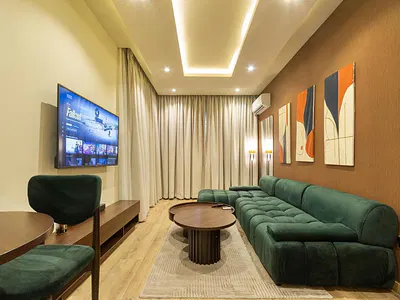 Brand New 1 Bedroom Apartment with Snooker