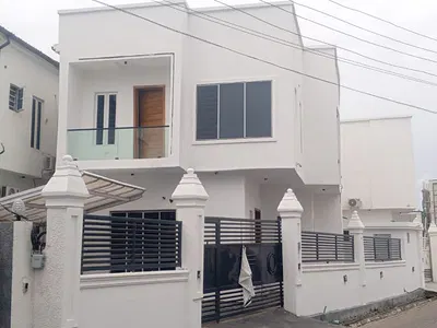 Luxury 4 Bedroom Fully Detached Duplex with Excellent Facility
