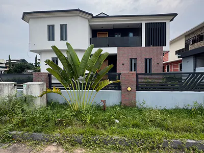 Massive Seven (7) Bedroom Detached Duplex