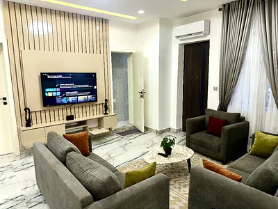 Luxurious Fully Furnish 2 Bedroom Apartment