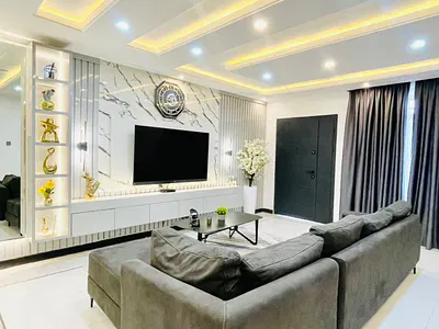 4 Bedroom Apartment with Snooker Board