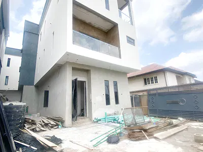 Newly Built Luxury 4 Bedroom Detached Duplex