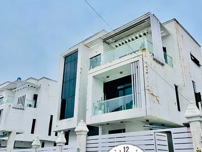 Luxury 5 Bedroom Detached Duplex with Excellent Facility