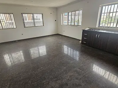 Serviced Newly Renovated 1 Bedroom Apartment