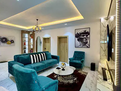 Unfurnished Sharp 2 Bedroom Apartment Comes with Swimming Pool