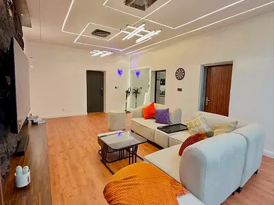 Premium 1 Bedroom Luxury Apartment.