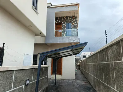 4 Bedroom Semi Detached Duplex with a BQ