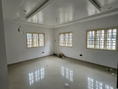 Spacious & Standard 2 Bedroom Flat Apartment