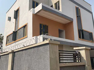 Fully Detached Smart Duplex