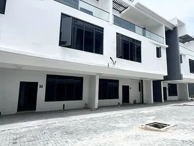 Brand New 2-Bedroom Luxury Penthouse