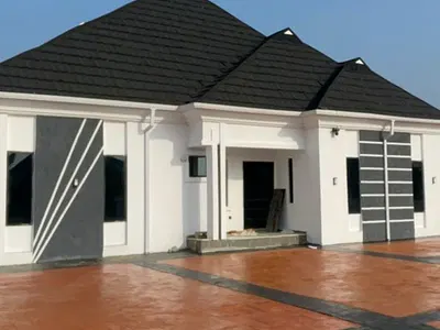An Executive Finished Topnotch 3 Bedrooms Bungalow