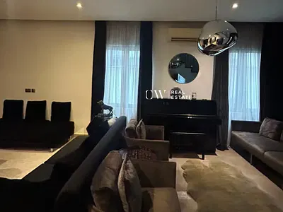 4 Bedroom Semi Detached House
