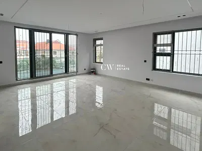 5 Bedroom Duplex