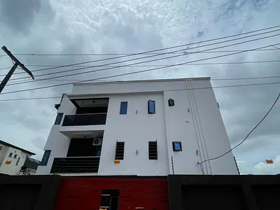 1 Bedroom Apartment — Shomolu, Lagos